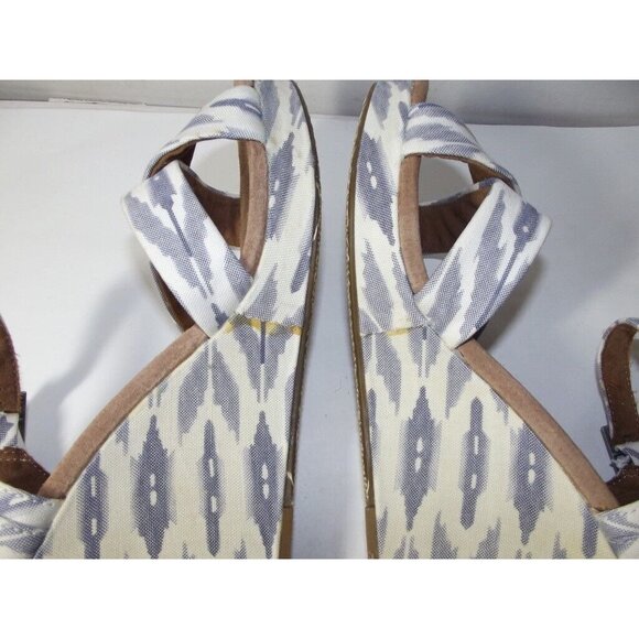 Toms Chambray Sandals 9.5 blue white canvas Peep-Toe Wedge adjustable straps - Picture 6 of 12